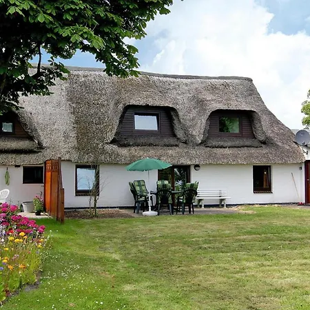 Holiday On The Dike, Buesum * Westerdeichstrich